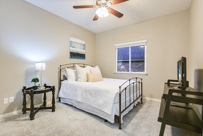 Building Photo - 4 Bed / 3 Bath in Forest Creek ~2,600 sq ft | Round Rock, TX