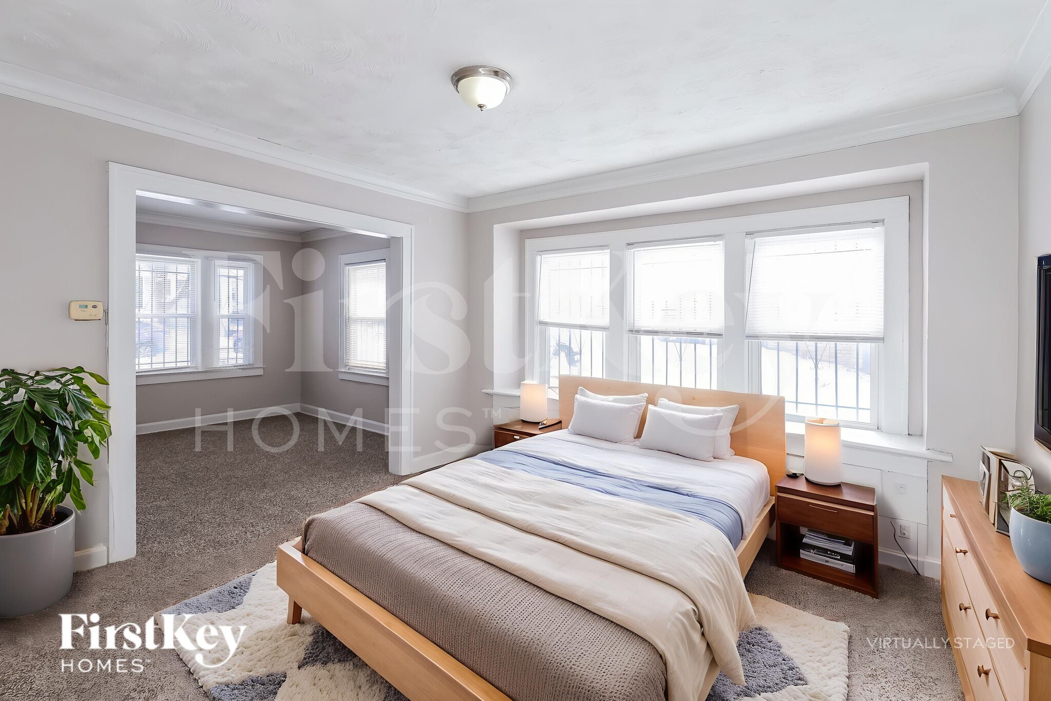 Building Photo - 5004 Michigan Ave