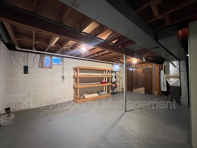 Building Photo - 2826 67th St