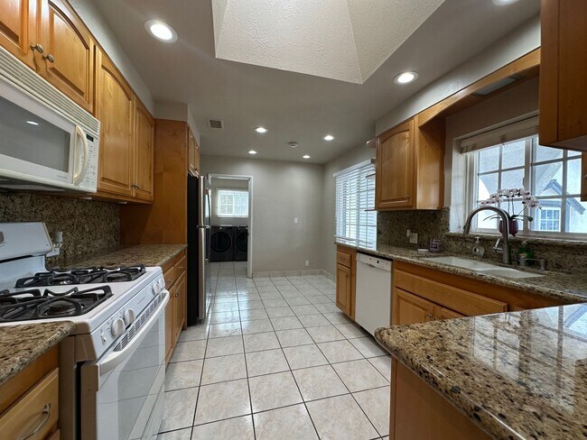 Building Photo - Newly Remodeled | 4 Bedrooms (2 Masters) |...