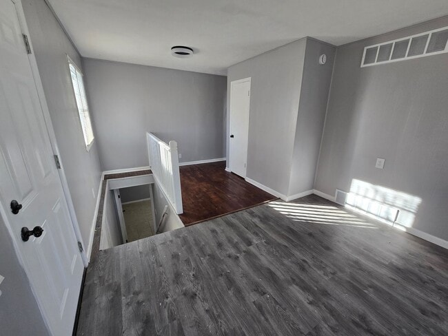 Building Photo - 3 bedroom with bonus extra room in basement fully rehabed