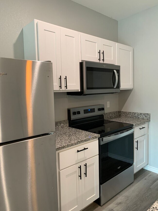 Building Photo - Spring Break Special - Move in NOW!!! and stay one month free