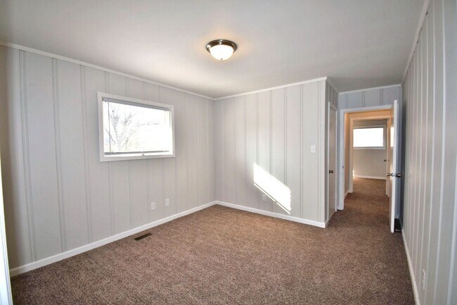 Building Photo - 3BR+bonus room home in North Murfreesboro, one level, Siegel Middle & High!