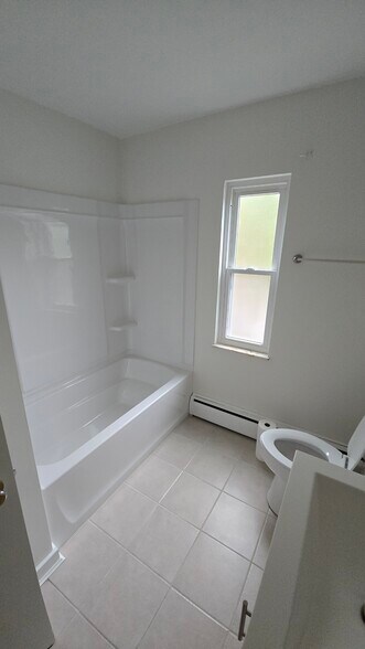 Building Photo - 515 2nd St