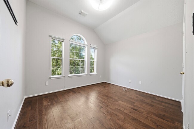 Building Photo - 43 N Abram Cir