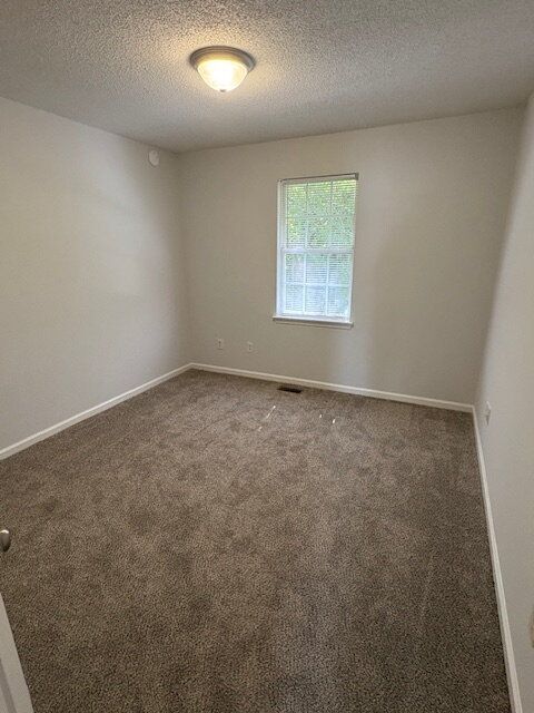 Building Photo - 2511 Bluff View Ct