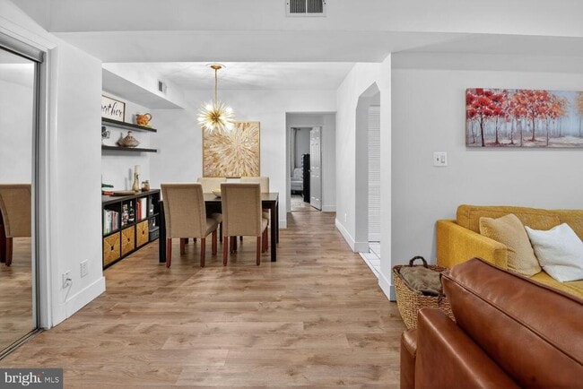 Building Photo - 236 W Taylor Run Pkwy