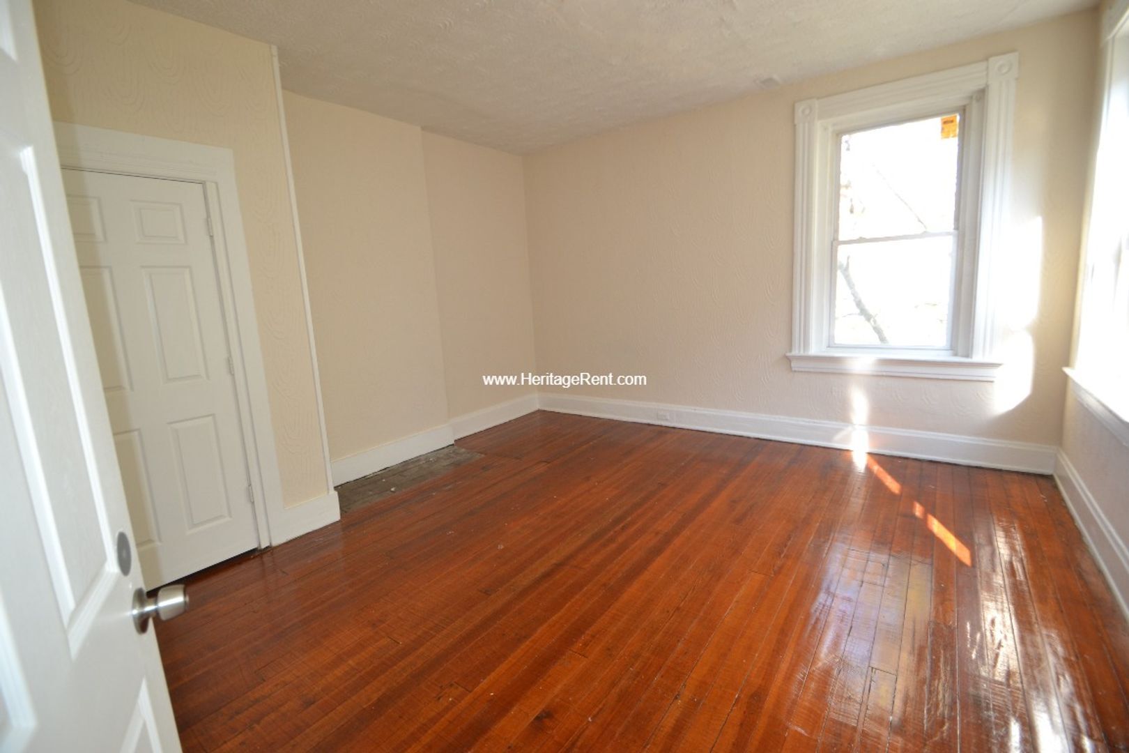 Building Photo - 1042 Marshall Ave