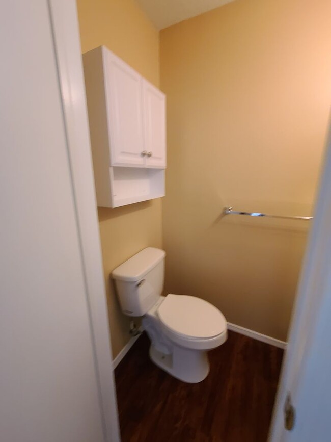 Building Photo - Magnolia Townhome