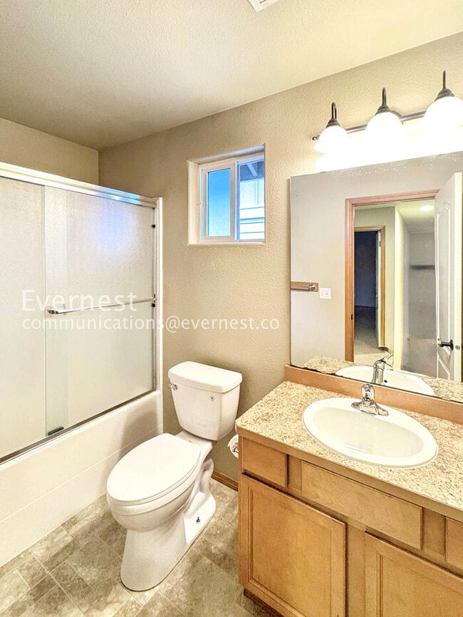 Building Photo - 11827 2nd St SE