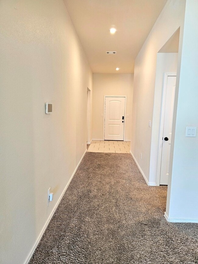 Building Photo - 1804 Rattler Ln