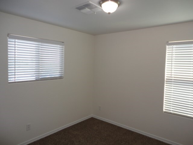 Building Photo - 34360 N Levi Ct