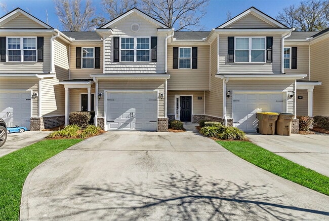 Building Photo - 505 Ferguson Ln