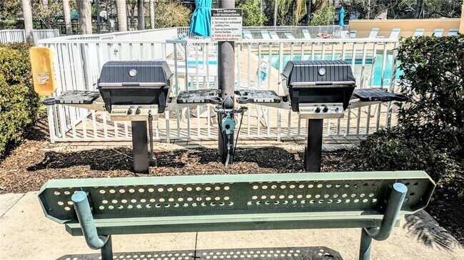 Building Photo - 3880 82nd Ave Cir E