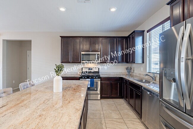 Building Photo - 9578 S Trapper Ridge Dr