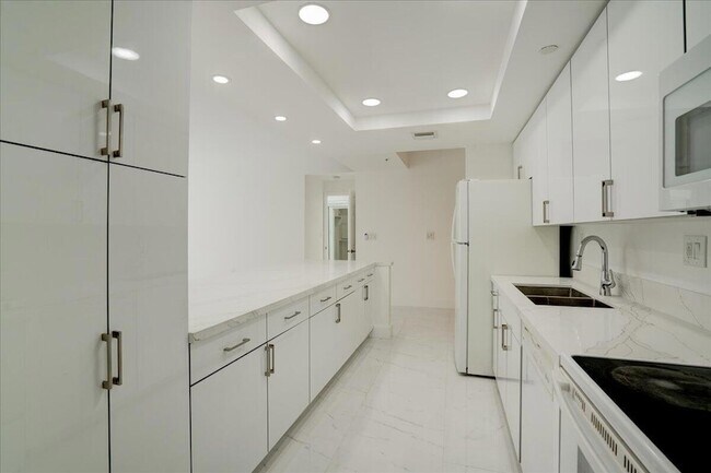 Building Photo - 9805 NW 52nd St