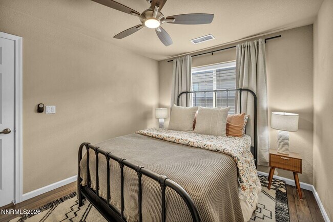 Building Photo - 3680 Coastal St