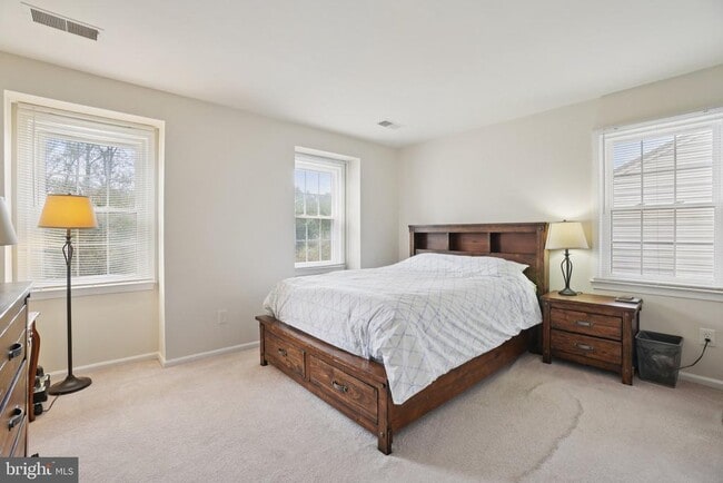 Building Photo - 9116 Meadow Rue Ln