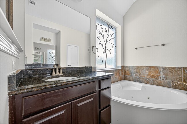 Building Photo - 211 New Harmony Trail