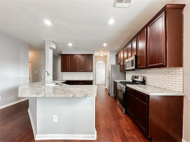 Building Photo - 6810 Summer Bridge Ln