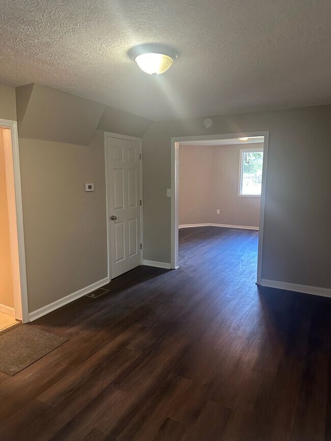 Building Photo - FABULOUS 4 BED HOME New Brighton