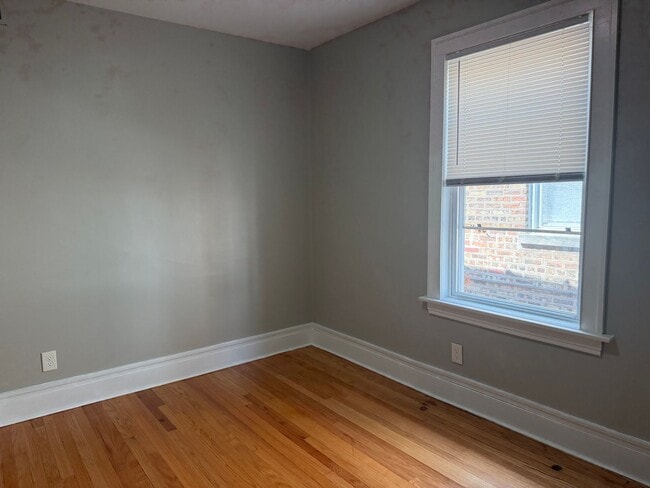 Building Photo - 2235 Gunderson Ave