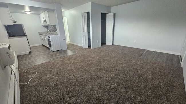 Interior Photo - King Arthur Apartments