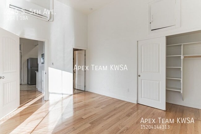 Building Photo - 245 S 5th Ave