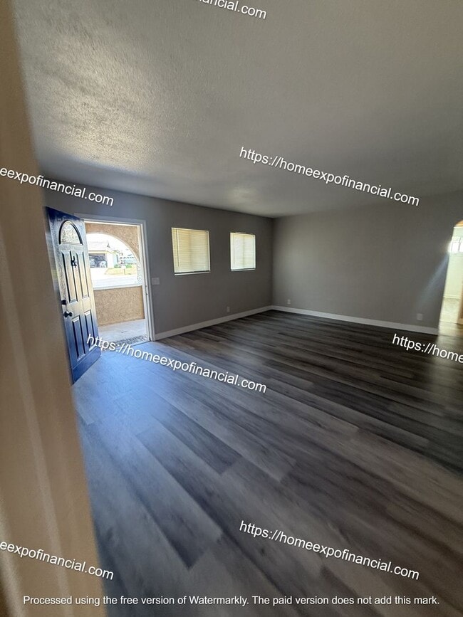 Building Photo - Nice Home For Rent