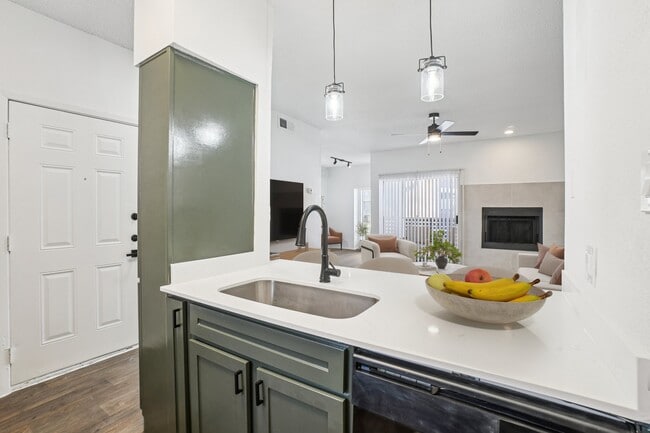 Building Photo - Chatham Court and Reflections