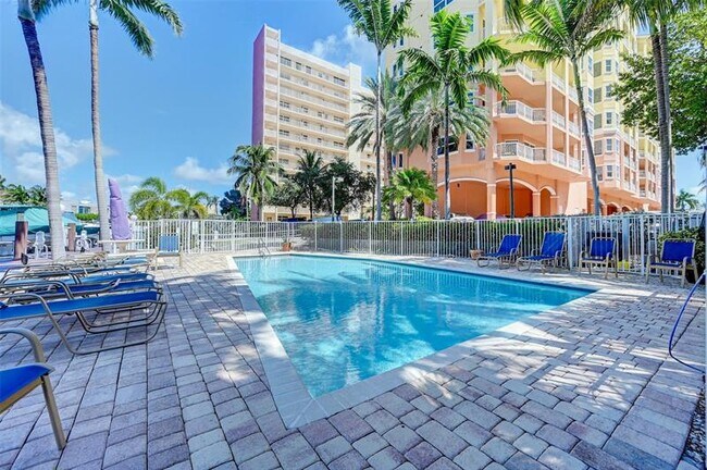 Building Photo - 1395 S Ocean Blvd