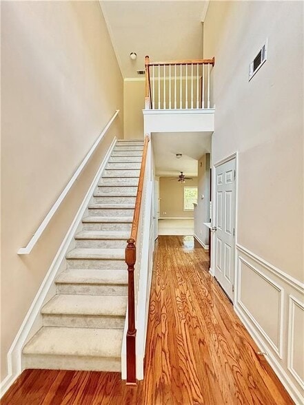Building Photo - 370 Creek Manor Way