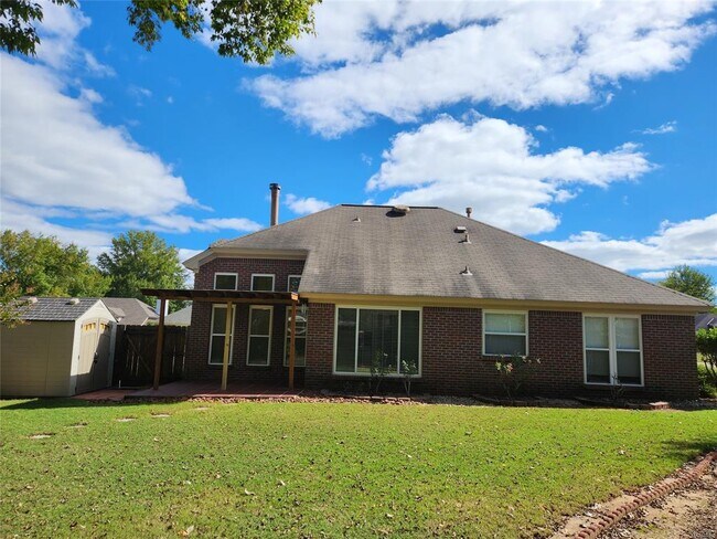 Building Photo - 742 Ryefield Ct