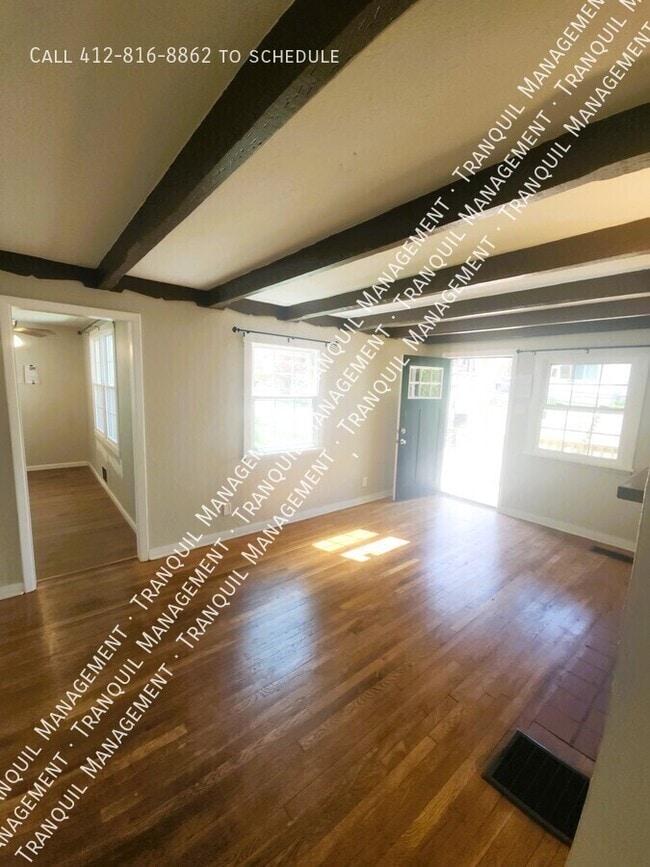 Building Photo - 3018 Stafford St