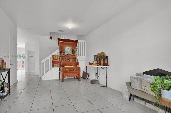 Building Photo - 11889 NW 47th Manor