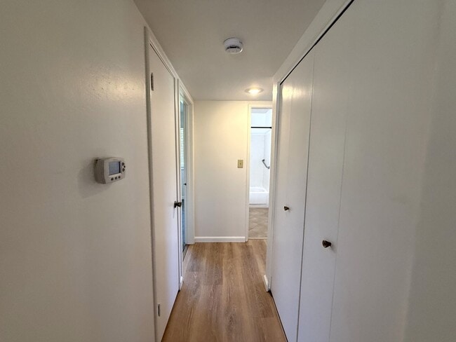 Building Photo - Nicely updated single story condo in Carmi...