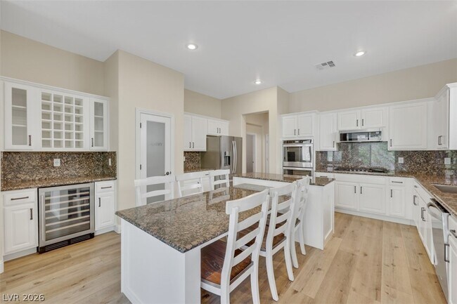 Building Photo - 9934 Wonderful Day Dr