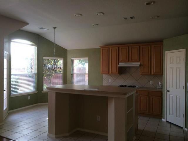 Building Photo - 5820 Chatham Ln