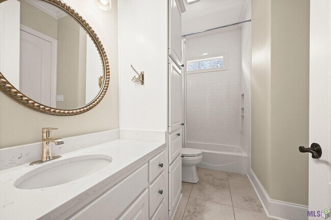 Building Photo - 19537 S Harrells Ferry Rd