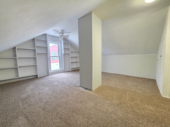 Building Photo - 4 Bed 1.5 Bath Single Family Home in Nekoosa