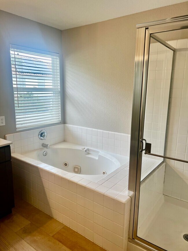 Building Photo - Murrieta Entertainer’s Dream Home for Lease!