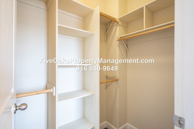 Building Photo - 758 Shasta Oaks Ct