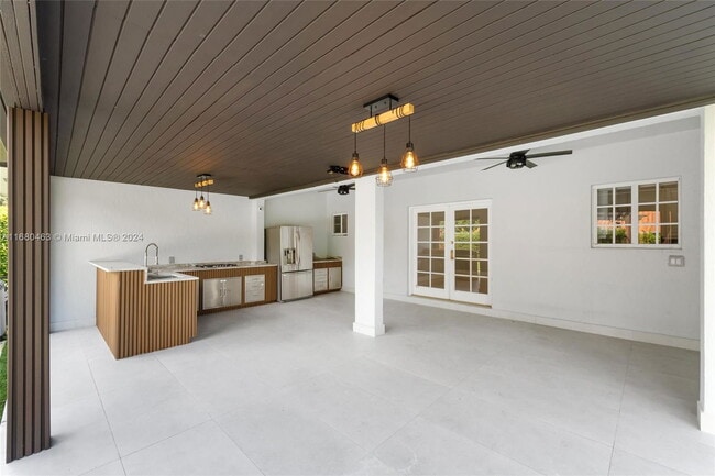 Building Photo - Winged Foot Drive, Hialeah, FL 33015 - 4 BR 3 BA house