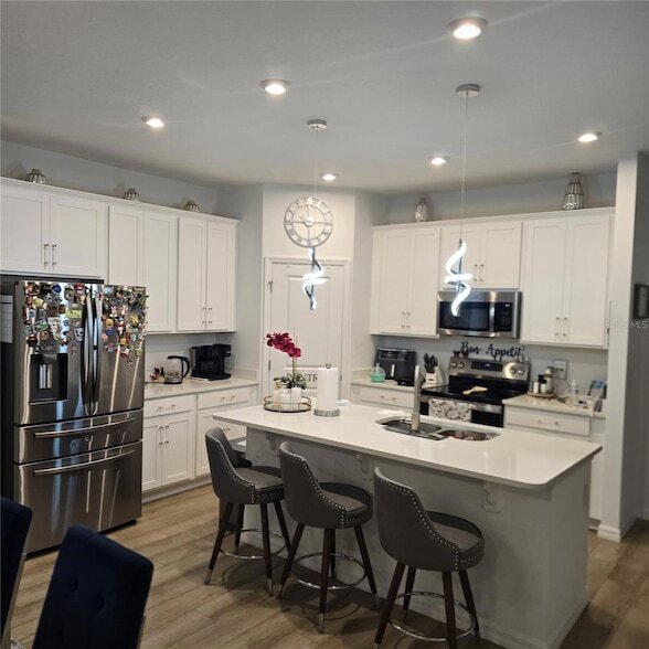 Building Photo - 33259 Country House Dr