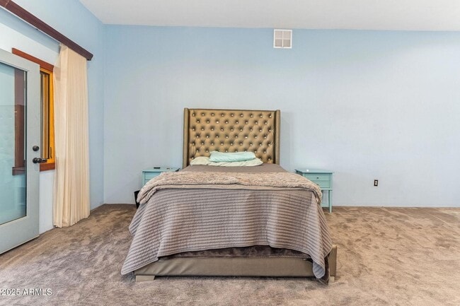 Building Photo - 1 Pinto Trail