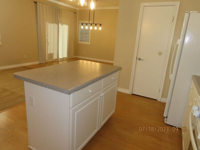 Building Photo - 26270 Monticello Way