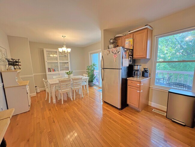 Building Photo - 950 Barton Oaks Pl