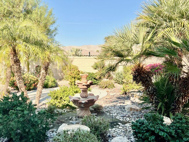 Building Photo - 81952 Avenida Bienvenida