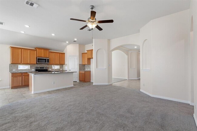 Building Photo - 1025 Arvada Dr