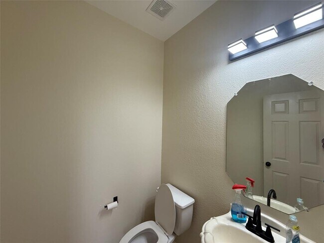 Building Photo - 14725 Banbridge Trail